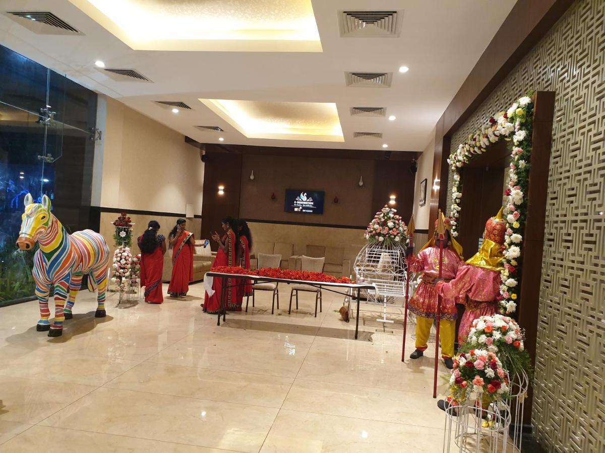 Hotel S-Inn Palakollu Екстер'єр фото